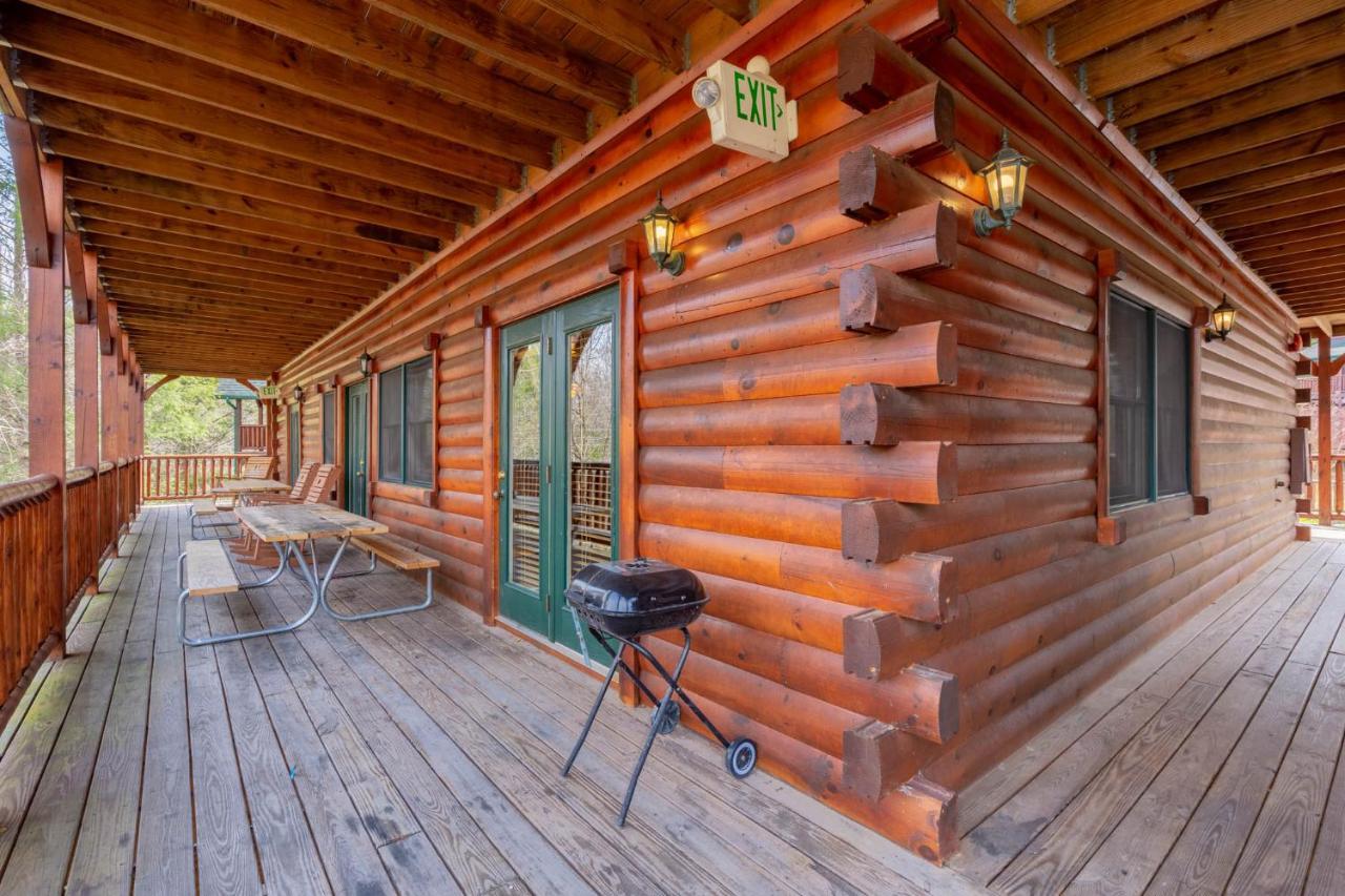 Pine Tree Lodge Гатлінбург Екстер'єр фото